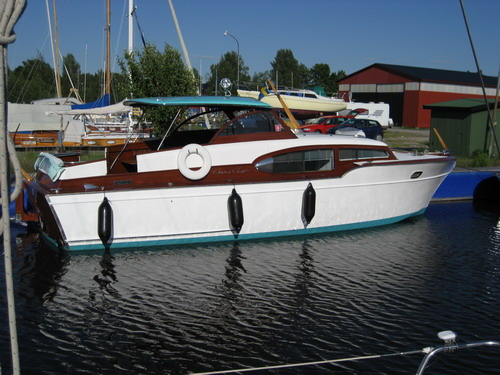 Chris Craft Commander